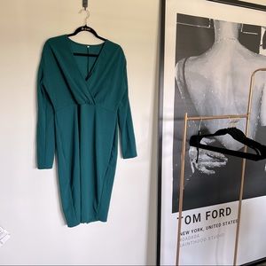 Green fitted dress